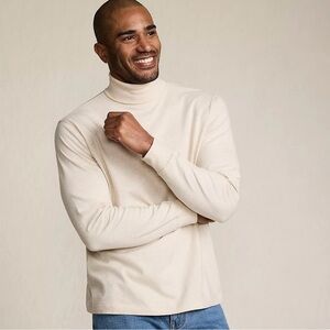 Eddie Bauer Men's Beige Turtleneck Sweater